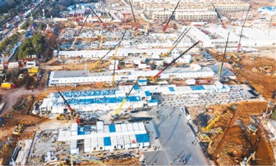 图片默认标题_fororder_1月30日拍摄的武汉火神山医院建设工地。新华社记者 才扬摄