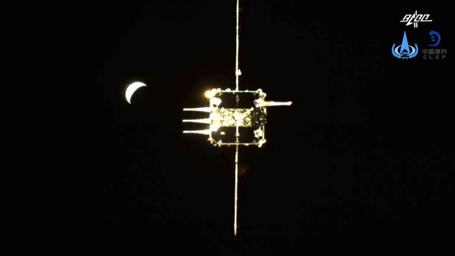 Ascender ng Chang'e-5 probe, dumaong sa orbiter; mga sample, inilipat sa returner