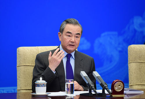 Wang Yi: Walang intensyon ang Tsina na magkaroon ng away sa Amerika