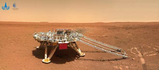 Mga larawang kinuha ng Mars rover ng Tsina, inilabas_fororder_2ab15d69960149e8bb8fe4322bf66cd3