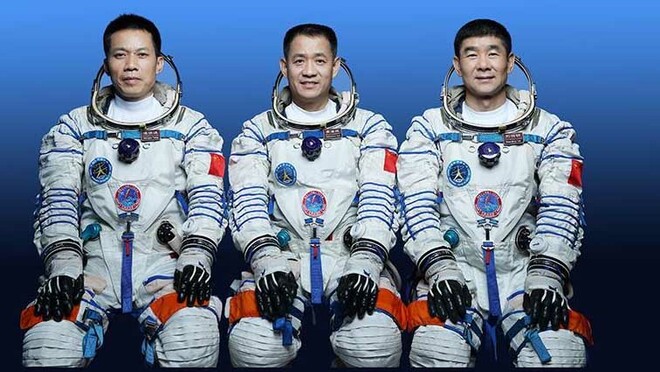 Shenzhou-12 spacecraft na may lulang 3 astronaut na Tsino, ilulunsad bukas_fororder_20210616Shenzhou12