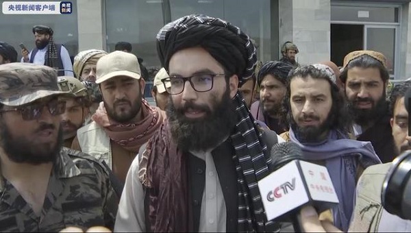Mataas na opisyal ng Taliban: tropang Amerikano, tunay na sumira sa Afghanistan_fororder_20210901paliparan600