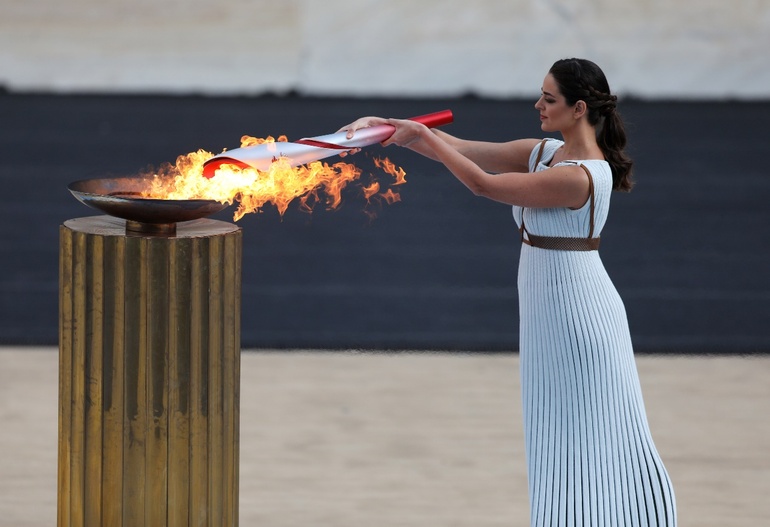 Olimpiyat meşalesi teslim töreni Atina’da düzenlendi_fororder_mesale7
