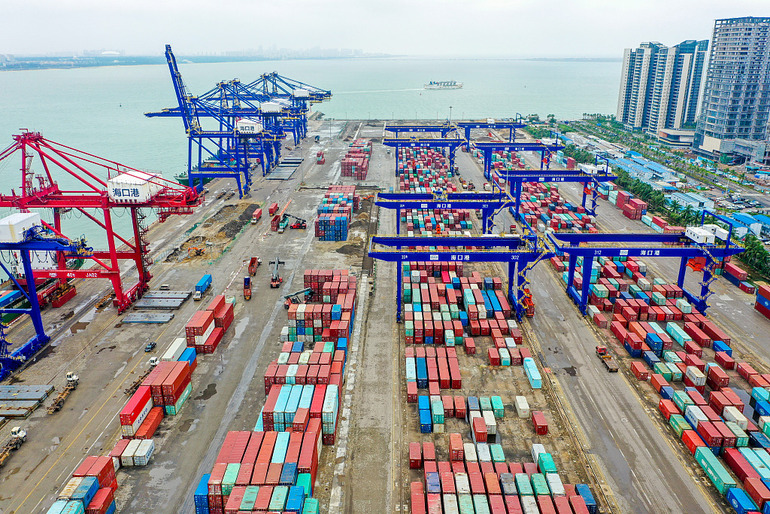 Çin’de geçen ay dış ticaret fazlası 60 milyar doları aştı_fororder_VCG111355054366