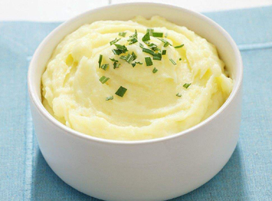 Cheesy Mashed Potatoes with Scallions