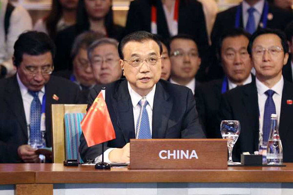 Chinese Premier Li Keqiang attends two major multilateral meetings on East Asia cooperation in the Philippine capital, Manila, on Nov 14, 2017. [Photo: english.gov.cn]