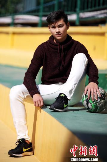 Undated photo shows Jesus Carrasco Zhou at the Guangzhou Yuexiu Mountain Stadium, home to CSL club Guangzhou R&F. [Photo: Chinanews.com]