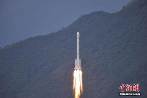 Shijian-13, China's first high-throughout communication satellite, is put into service after completing a key laser communication test on January 23, 2018. [Photo: Chinanews.com]