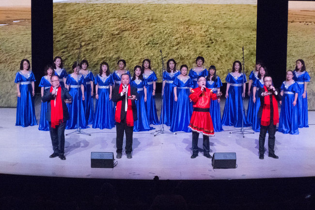 Mongolian Song Hongyan or Swan was performed at the 10th Stockholm Chinese Students' Spring Festival Gala on Feb. 4, 2018. [Photo: China Plus/Chen Xuefei]