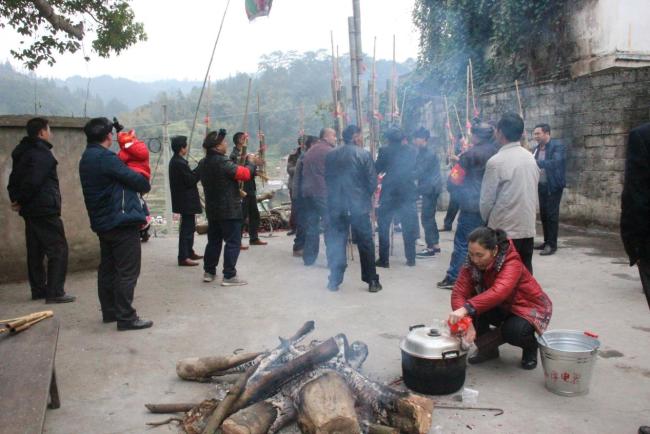 Villagers rehearsing for the lusheng competition in the Danian village of Sanjiang County, Guangxi Zhuang Autonomous Region. [Photo: Provided to China Plus/Lu Zhiyan]