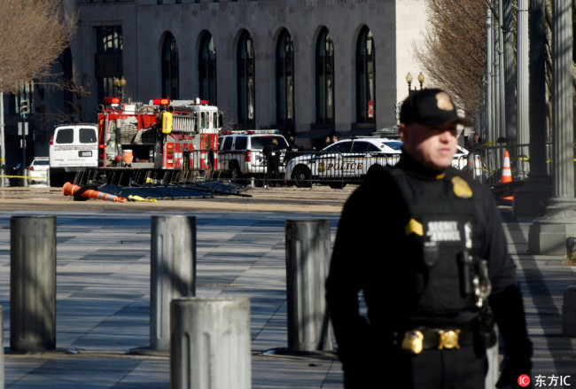 White House placed on lockdown after reports of man shooting himself next to fence, March 3, 2018. [Photo: IC]