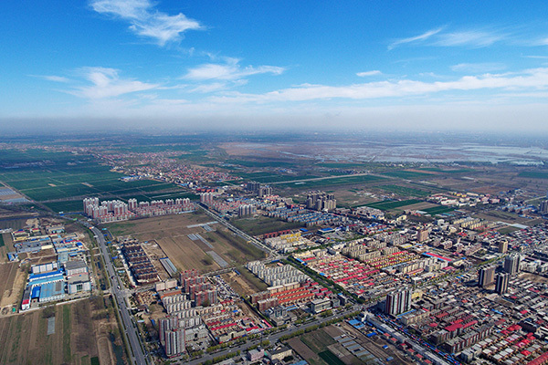 Aerial photo taken on April 1, 2017 shows Anxin county, North China's Hebei province. [Photo: Xinhua]