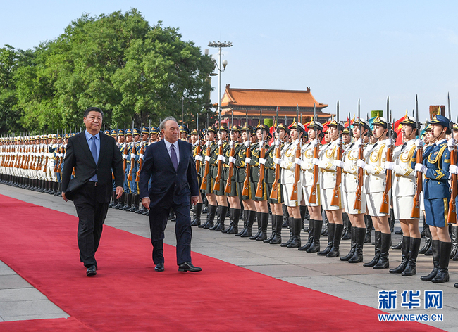 Chinese President Xi Jinping held meets with Kazakh President Nursultan Nazarbayev in Beijing on June 7, 2018. [Photo: Xinhua]