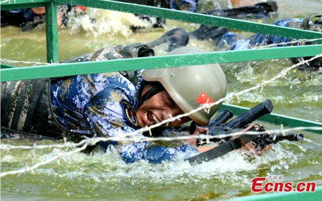 The "Seaborne Assault” contest at the International Army Games 2018 in Quanzhou City, Fujian Province, Aug. 9, 2018. Chinese soldiers placed first in the team championship. [Photo: China News Service]