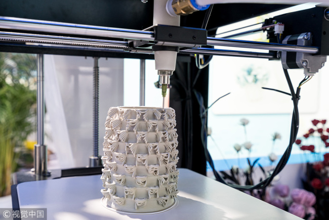 A 3D-printed ceramic vase. [File Photo: VCG]