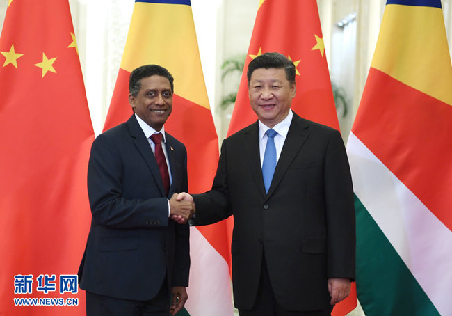 Chinese President Xi Jinping meets Seychelles President Danny Faure on Sept. 1, 2018. [Photo:Xinhua]