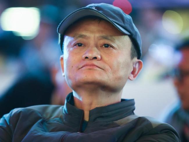 Alibaba Group Executive Chairman Jack Ma announced he will be stepping down as chairman of Alibaba on Monday.[IC]