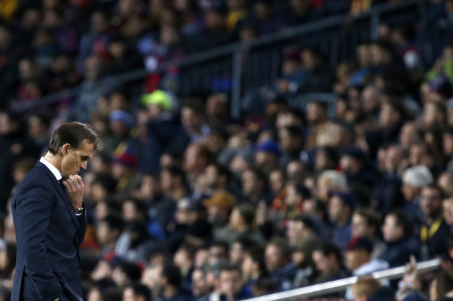 Real coach Julen Lopetegui reacts during the Spanish La Liga soccer match between FC Barcelona and Real Madrid at the Camp Nou stadium in Barcelona, Spain, Sunday, Oct. 28, 2018. [Photo: AP]