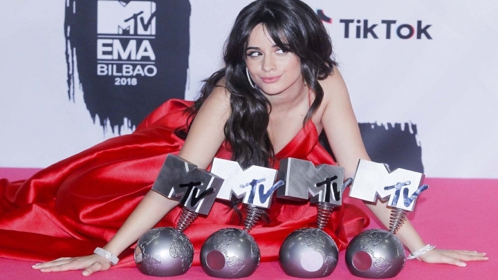 Camila Cabella sweeps awards at MTV EMAs - China Plus