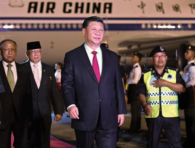 Chinese President Xi Jinping arrives in Bandar Seri Begawan for a state visit to Brunei on Nov. 18, 2018. [Photo: Xinhua]