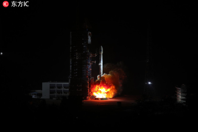 A Long March-3B carrier rocket carrying the 42nd and 43rd twin satellites of the BeiDou navigation system lifts off from the launch pad at the Xichang Satellite Launch Center near Xichang city, southwest China's Sichuan province, November 19 2018. [File Photo:IC]