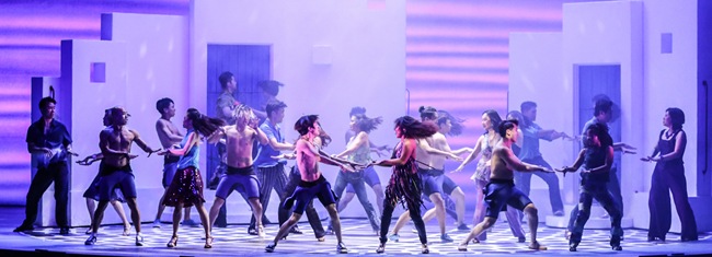 A picture was taken as the world-famous musical "Mamma Mia!" was being performed in Beijing over the weekend. The show will stay open in Beijing till Jan 5, 2019. [Photo provided to China Plus]