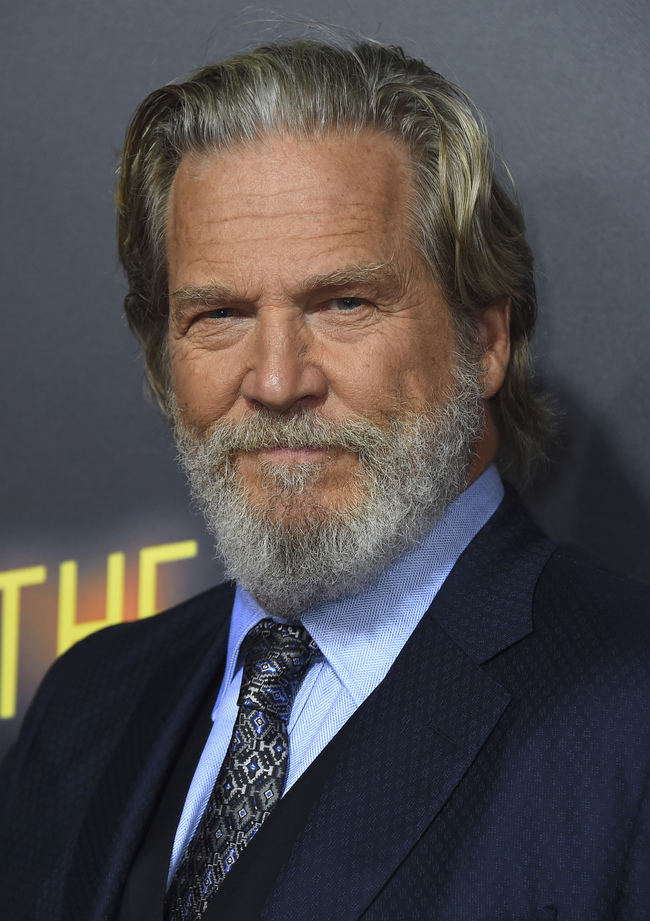 Jeff Bridges arrives at the Los Angeles premiere of "Bad Times at the El Royale" on Saturday, Sept 22, 2018. [Photo: AP] 