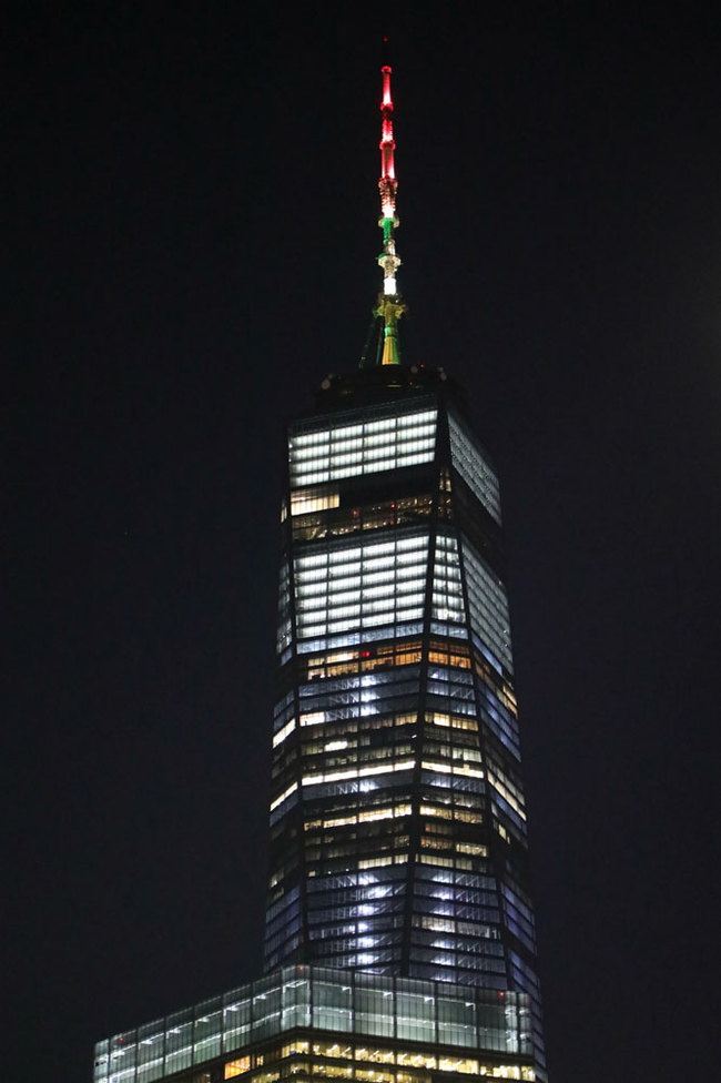 The One World Trade Center in New York City is seen lit up on Sunday February 3, 2019 to celebrate the upcoming Chinese New Year. This is the first time that the tallest building in the United States is glowing for the celebration of the Chinese New Year. The Lunar New Year, which will be the year of the pig, starts on February 5. [Photo: China Plus/Qian Shanming]