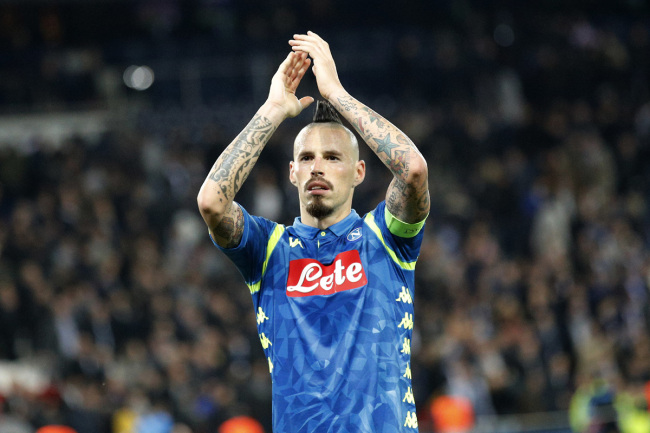 Napoli's Marek Hamsik waves his supporters at the end of the Champions League, group C, soccer match between Paris Saint Germain and Napoli at the Parc des Princes stadium in Paris, Wednesday, Oct. 24, 2018. [Photo: AP]