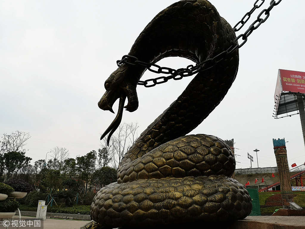 Python sculpture on display in Chongqing - China Plus