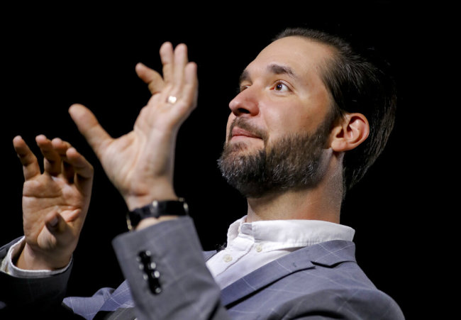 In this Tuesday Feb. 19, 2019, photo Alexis Ohanian, founder of the social media company Reddit, speaks during an interview in New York. Ohanian says he can't imagine how he and Serena Williams would have coped with a new baby if he had not been able to take leave from his job. Now the Reddit co-founder is rallying all men to join the battle cry for paid parental leave in the U.S., the only industrialized country that does not mandate it at the federal level. [Photo: AP]
