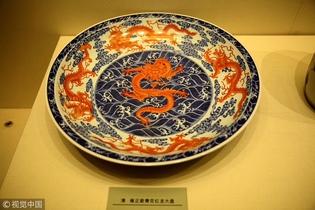 An exhibition of 100 precious antiques from the Qing Dynasty opened at the Shenyang Palace Museum in Liaoning Province, seen here on April 1, 2019. [Photo: VCG]