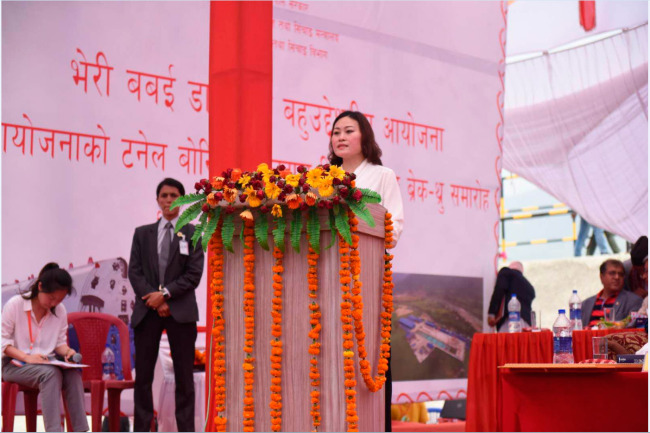 China's Ambassador to Nepal, Hou Yanqi speaks at the breakthrough ceremony. [Photo provided by the Chinese Embassy to Nepal]