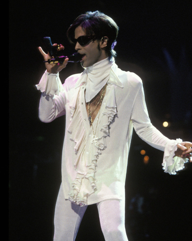 Prince performs at Madison Square Garden on August 20, 1995 in New York. [Photo: IC]