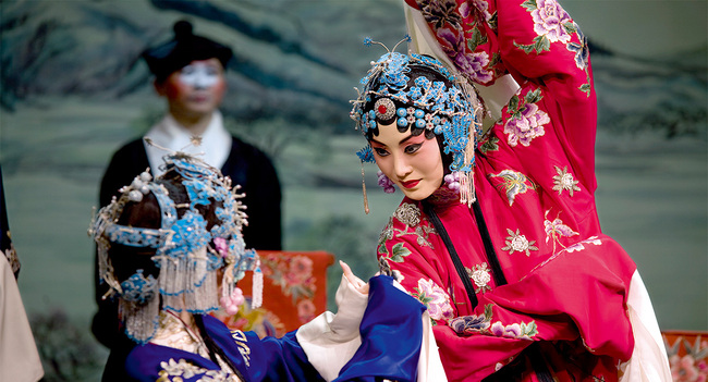 'Meet in Beijing' festival to close with unique retelling of 'Farewell My Concubine'