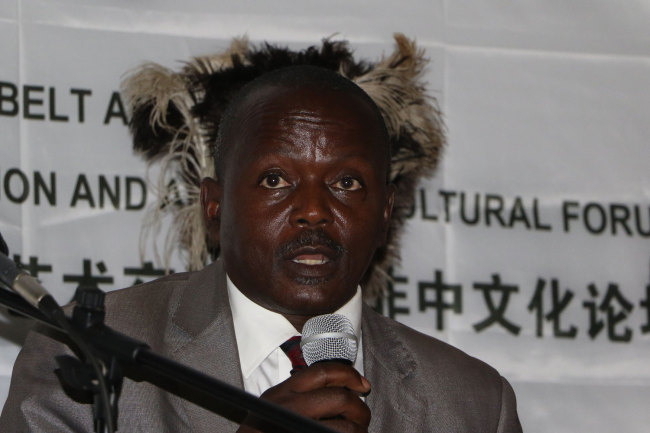 Franklin Asira, head of the Afro-Sino Cultural Exchange Association, delivers a speech at the launch of the Second Belt and Road Afro-Sino Art Exhibition in the National Gallery of Zimbabwe on Monday, April 29, 2019. [Photo: China Plus/Gao Junya]