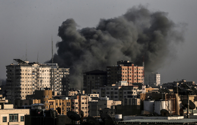 Smoke billows from a targeted neighbourhood in Gaza City during an Israeli airstrike on the Hamas-run Palestinian enclave on May 5, 2019. [Photo: AFP]