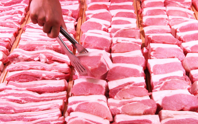 Pork for sale at a supermarket in Handan, Hebei Province [File photo: IC]