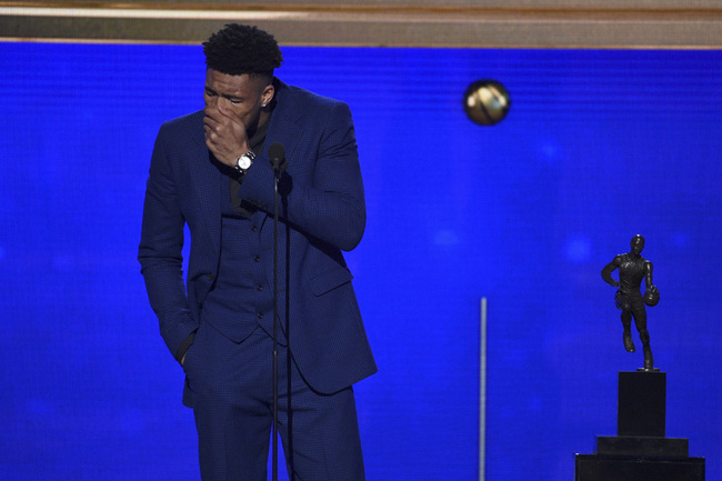 NBA player Giannis Antetokounmpo, of the Milwaukee Bucks, reacts as he accepts the most valuable player award at the NBA Awards on Monday, June 24, 2019, at the Barker Hangar in Santa Monica, California. [Photo: IC]