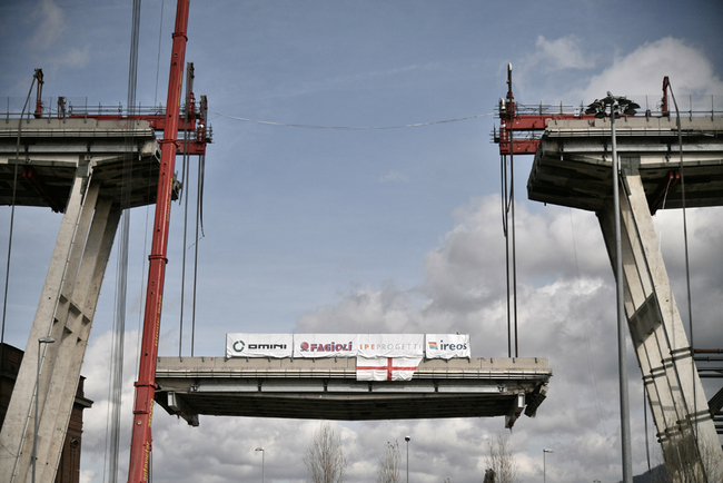 A reinforced concrete structure is pictured at the site of the Genoa's Morandi motorway bridge on June 27, 2019 in Genoa. [Photo: AFP/Vincenzo Pinto]