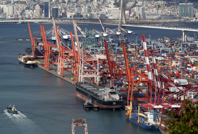 A view of the Busan Container Terminal in the Port of Busan in Busan, South Korea, October 21, 2017. [File photo: IC]