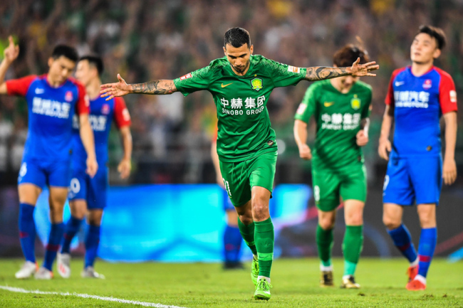 Jonathan Viera celebrates after scoring Guoan's third goal in their Chinese Super League game against Chongqing Lifan at home on Jul 10, 2019. [Photo: IC]