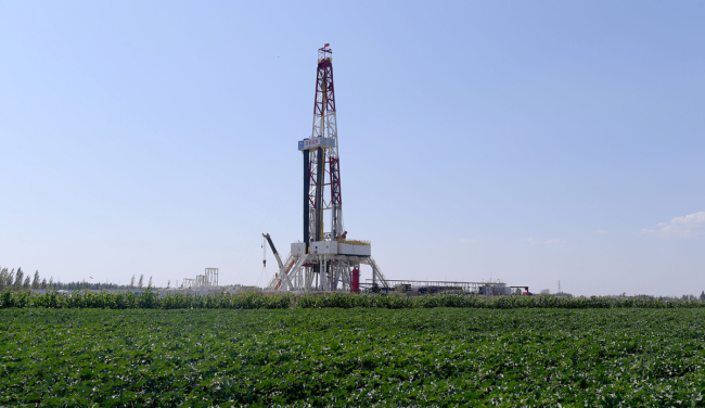 View of an oil well in northwest China's Xinjiang Uygur Autonomous Region, February 21, 2019. [File Photo: VCG]