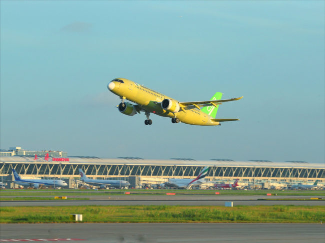 China's domestically-developed large passenger jet C919 during a test flight at the Shanghai Pudong International Airport on July 30, 2019. [Photo: IC]