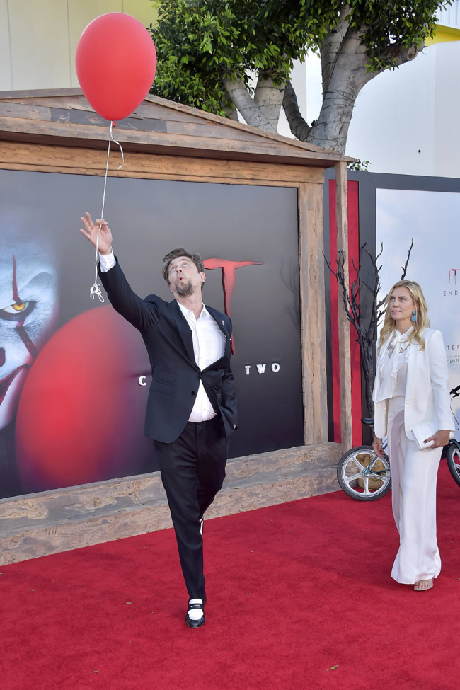 Andy Muschietti (left) at the world premiere of "It Chapter Two" at the Regency Village Theatre Los Angeles, August 26, 2019. [Photo: IC]