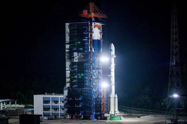 A Long March March-3B rocket carrying a new satellite of the BeiDou Navigation Satellite System (BDS) blasts off from the launch pad at the Xichang Satellite Launch Center near Xichang city, southwest China's Sichuan province, June 25, 2019. [File Photo: IC]