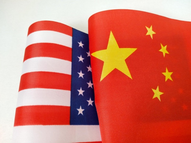 National flags of China and the U.S.. [File Photo: IC]
