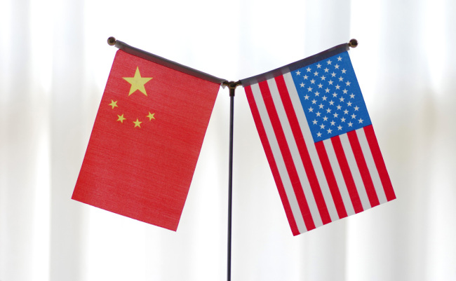 National flags of China and the United States. [File Photo: IC]