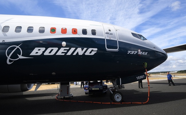 A Boeing 737 Max is on display at the Farnborough International Airshow (FIA2018), in Farnborough, Britain. [File Photo: IC]