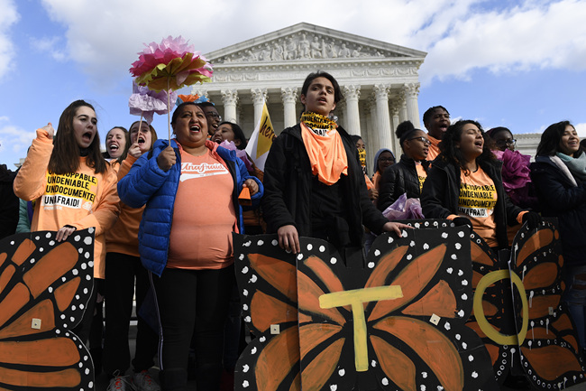 People protest outside the Supreme Court in Washington, Friday, Nov. 8, 2019. The Supreme Court on Tuesday takes up the Trump administration’s plan to end legal protections that shield nearly 700,000 immigrants from deportation, in a case with strong political overtones amid the 2020 presidential election campaign. [Photo: AP/Susan Walsh]